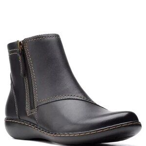 Clarks Womens Ashland Vista Boot Size 9 M Dark Brown Leather Bootie EEUC
